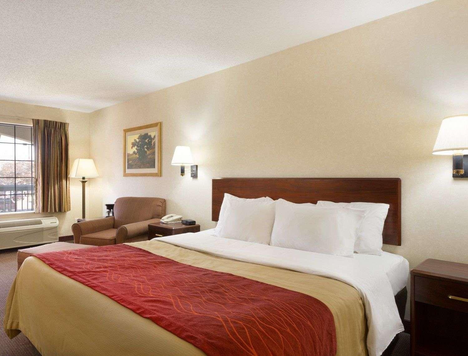 Baymont By Wyndham Gallatin Bagian luar foto
