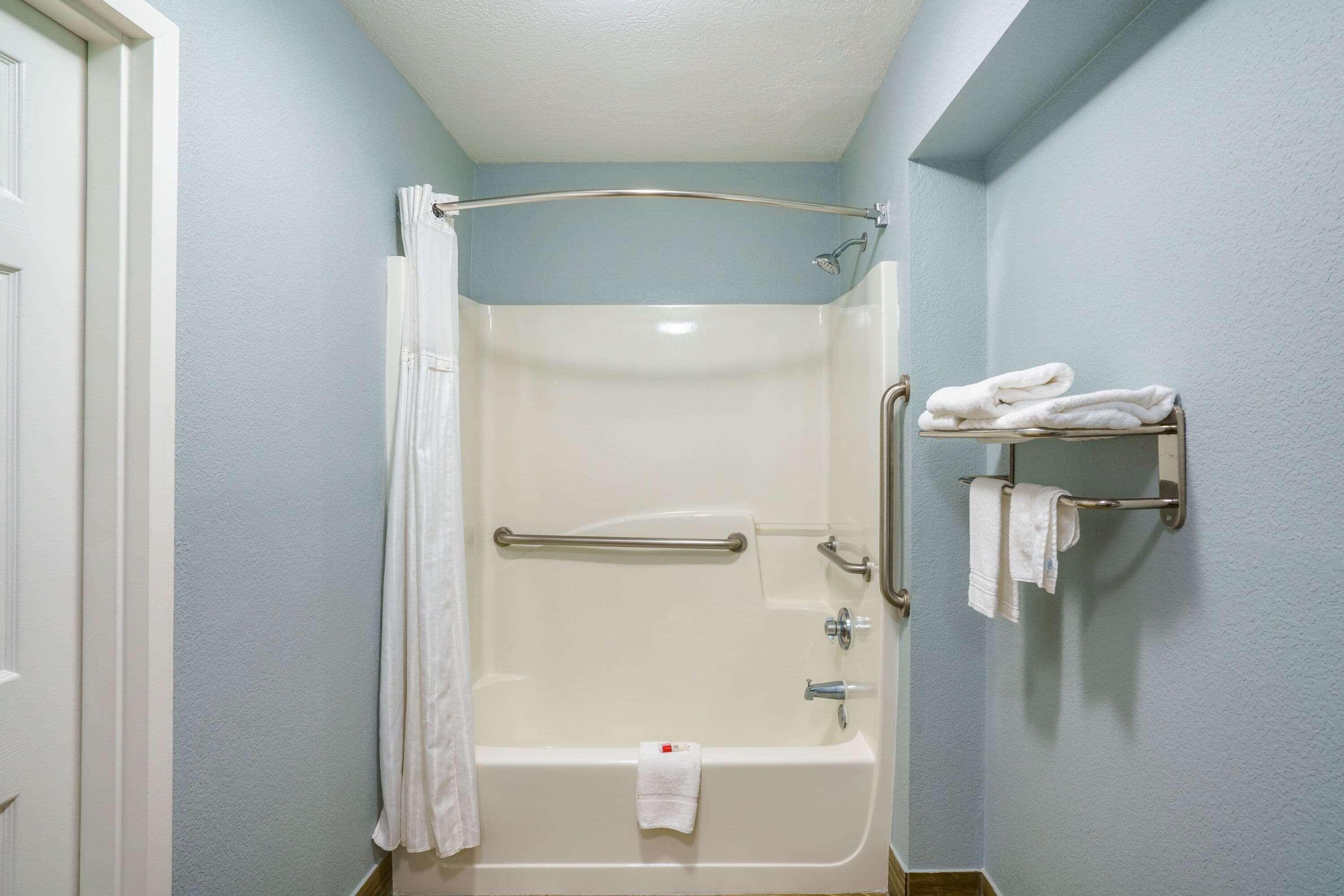 Baymont By Wyndham Gallatin Bagian luar foto